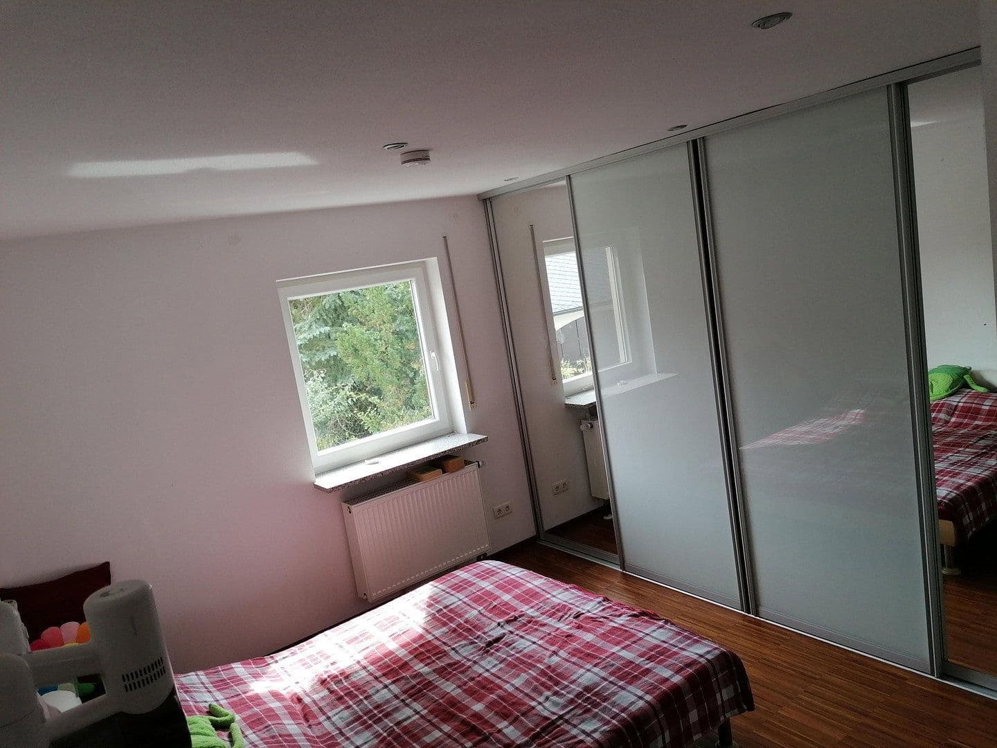 Prenájom bytu 4-izbový 120 m², Ingolstadt, Bavorsko Prenájom bytu 4-izbový 120 m², Ingolstadt, Bavorsko