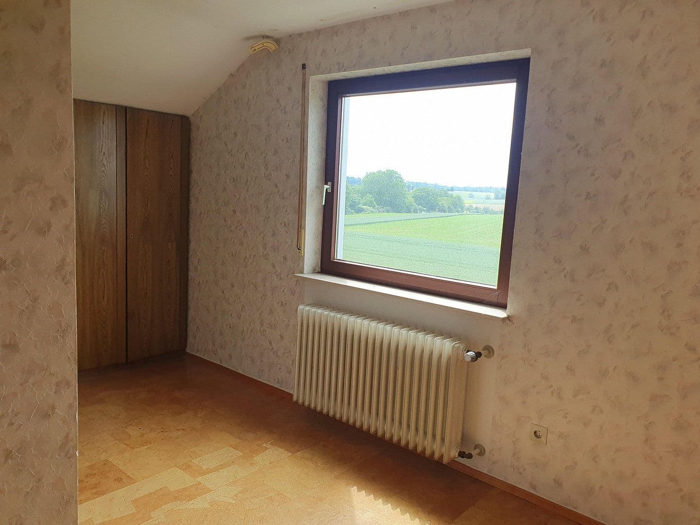 Predaj domu 216 m², pozemek 676 m², Landgraben 34, Bad Wimpfen, Bádensko-Wurttembersko Predaj domu 216 m², pozemek 676 m², Landgraben 34, Bad Wimpfen, Bádensko-Wurttembersko