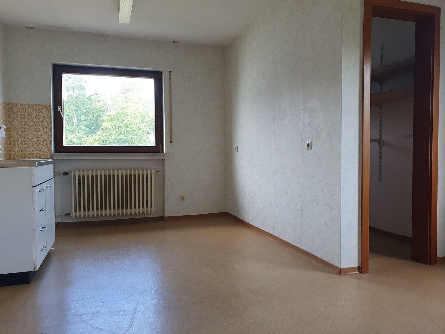 Predaj domu 216 m², pozemek 676 m², Landgraben 34, Bad Wimpfen, Bádensko-Wurttembersko Predaj domu 216 m², pozemek 676 m², Landgraben 34, Bad Wimpfen, Bádensko-Wurttembersko