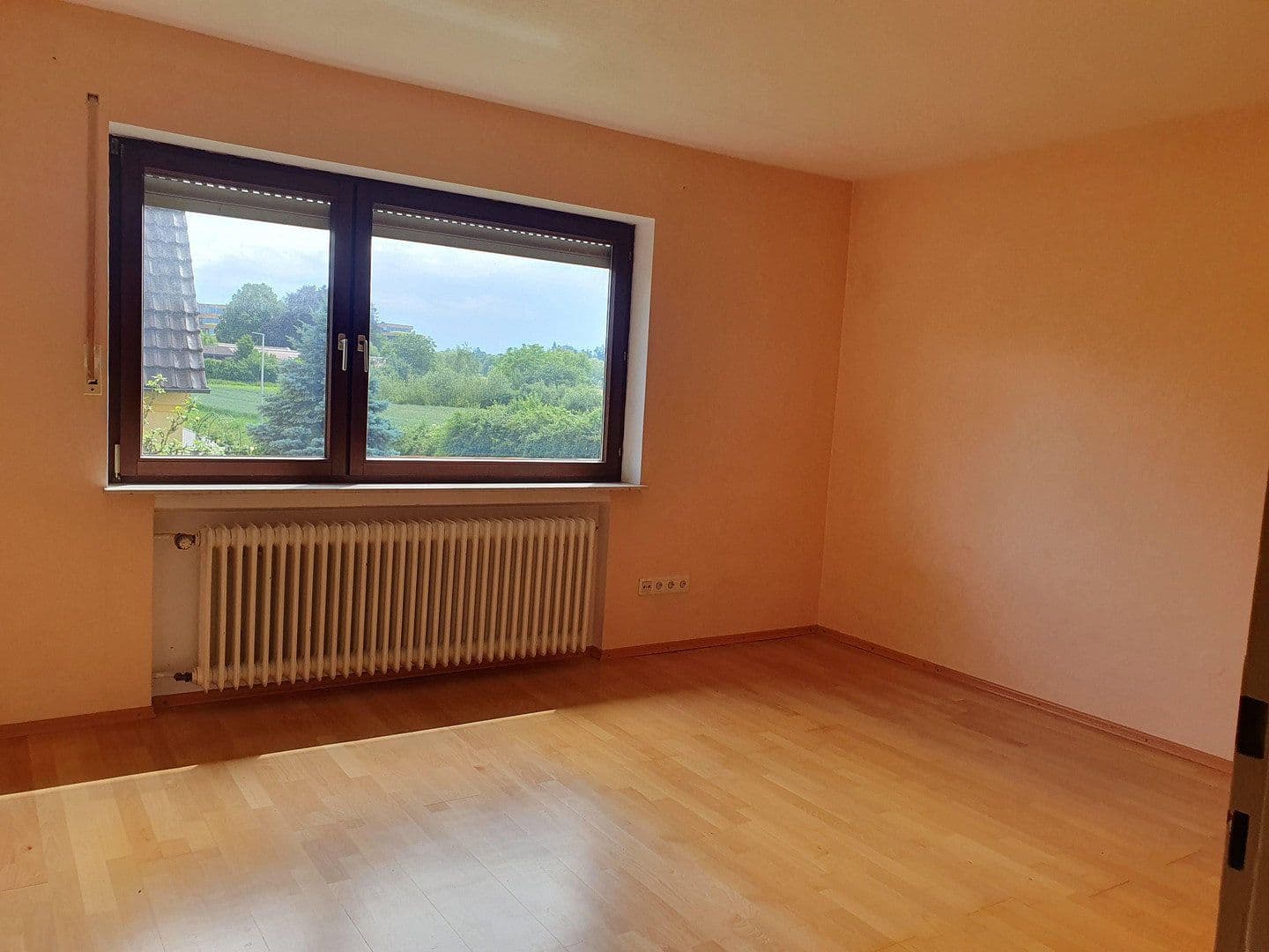 Predaj domu 216 m², pozemek 676 m², Landgraben 34, Bad Wimpfen, Bádensko-Wurttembersko Predaj domu 216 m², pozemek 676 m², Landgraben 34, Bad Wimpfen, Bádensko-Wurttembersko