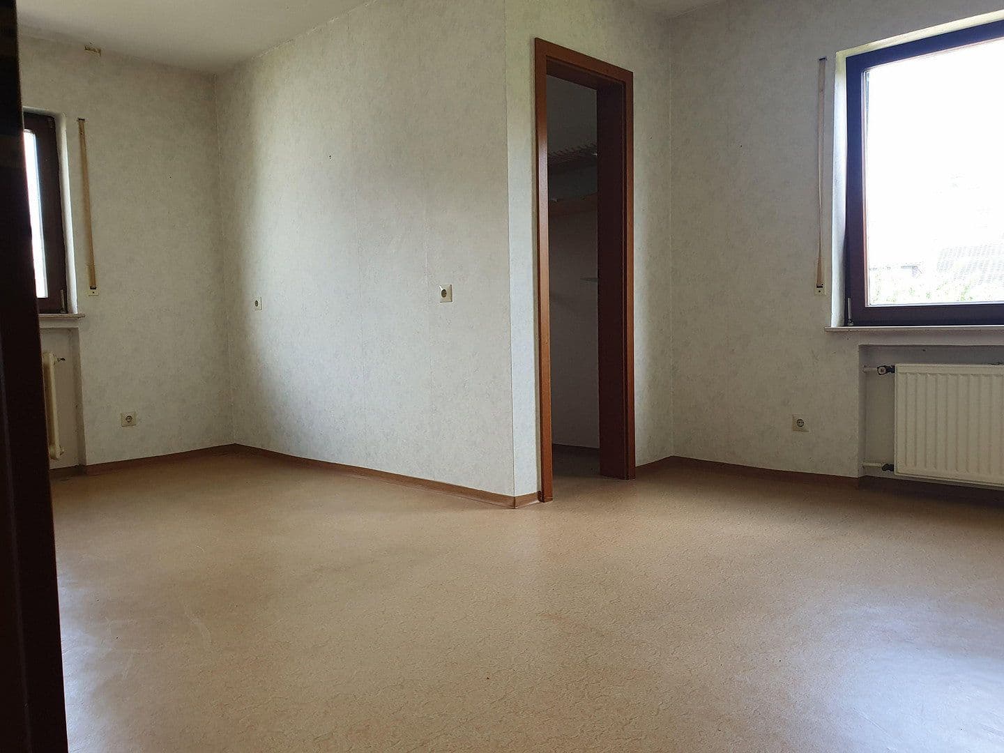 Predaj domu 216 m², pozemek 676 m², Landgraben 34, Bad Wimpfen, Bádensko-Wurttembersko Predaj domu 216 m², pozemek 676 m², Landgraben 34, Bad Wimpfen, Bádensko-Wurttembersko