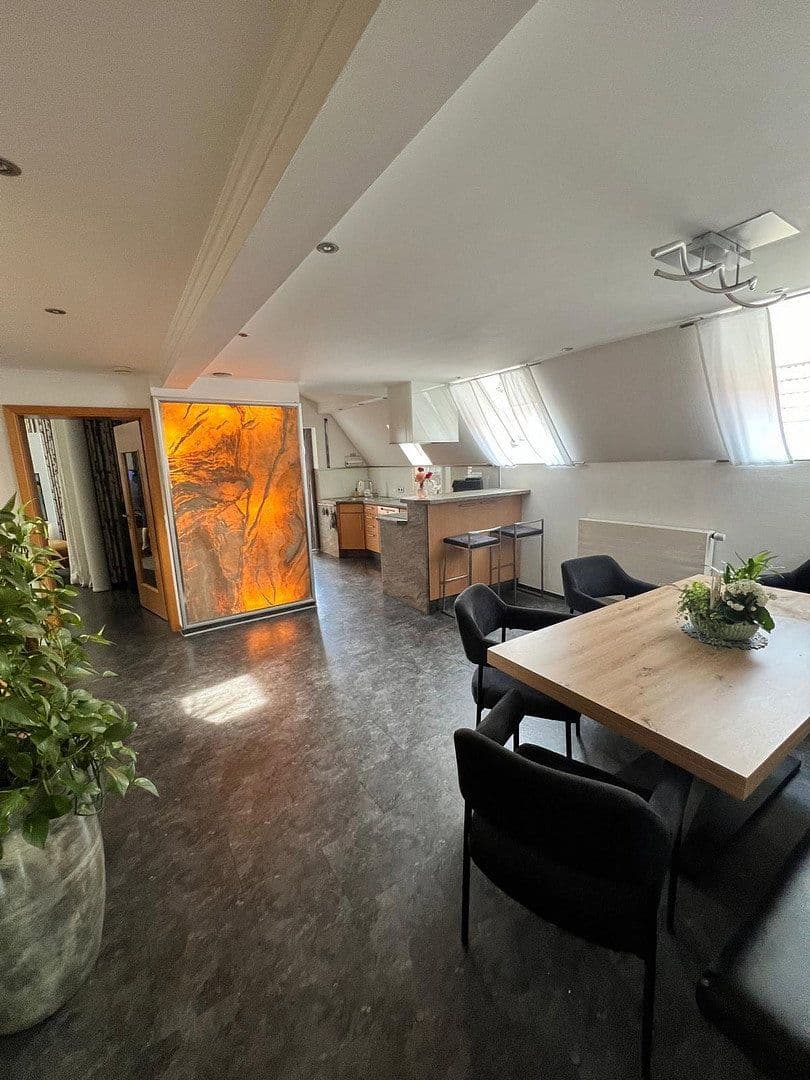 Predaj domu 260 m², pozemek 488 m², Mainhausen, Hesensko Predaj domu 260 m², pozemek 488 m², Mainhausen, Hesensko