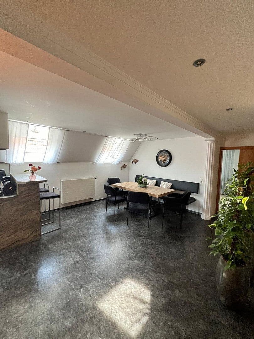 Predaj domu 260 m², pozemek 488 m², Mainhausen, Hesensko Predaj domu 260 m², pozemek 488 m², Mainhausen, Hesensko
