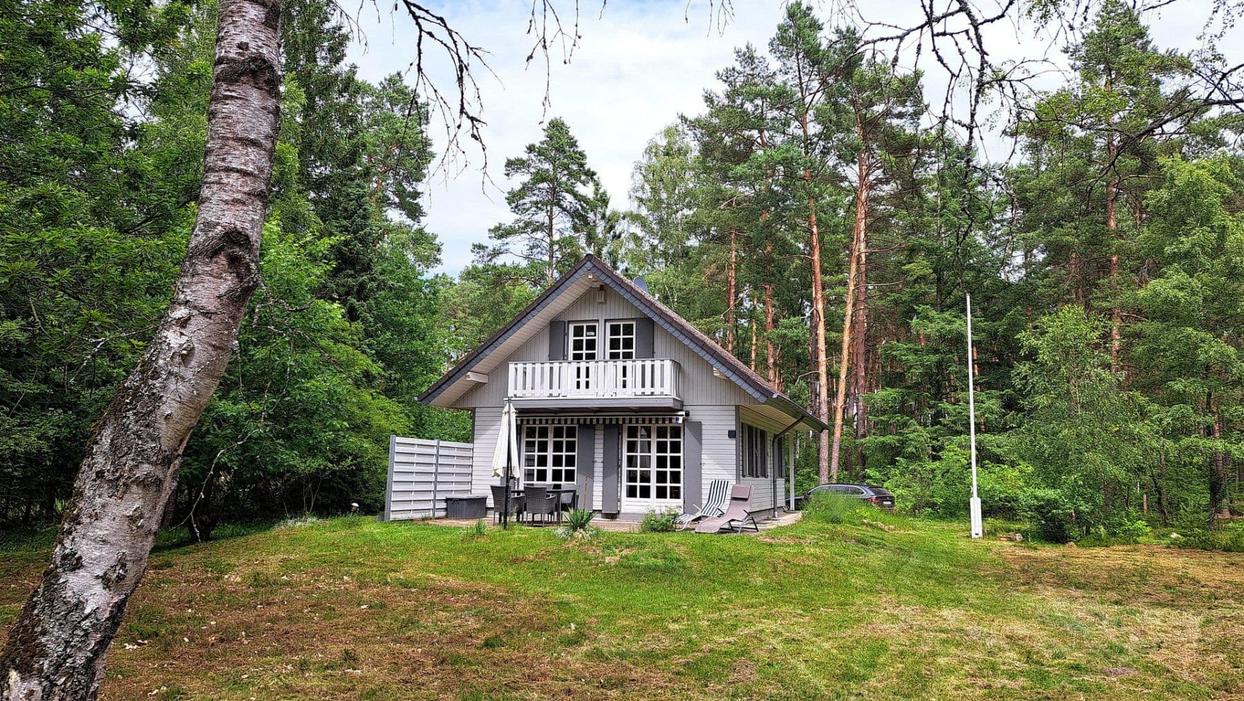 Predaj domu 106 m², pozemek 4.660 m², Bardowick, Dolné Sasko Predaj domu 106 m², pozemek 4.660 m², Bardowick, Dolné Sasko
