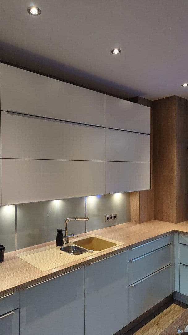 Predaj domu 200 m², pozemek 613 m², Reilingen, Bádensko-Wurttembersko Predaj domu 200 m², pozemek 613 m², Reilingen, Bádensko-Wurttembersko