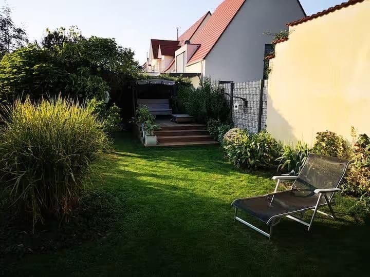 Predaj domu 200 m², pozemek 613 m², Reilingen, Bádensko-Wurttembersko Predaj domu 200 m², pozemek 613 m², Reilingen, Bádensko-Wurttembersko