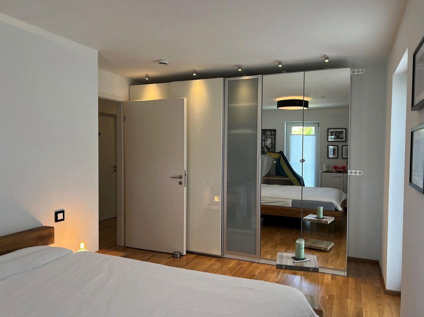 Prenájom bytu 3-izbový 94 m², Oswald-Hesse-Straße 14, Stuttgart, Bádensko-Wurttembersko Prenájom bytu 3-izbový 94 m², Oswald-Hesse-Straße 14, Stuttgart, Bádensko-Wurttembersko