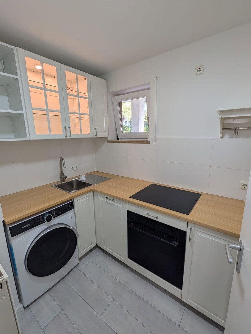 Prenájom bytu 1-izbový 51 m², Fürstenfeldbruck, Bavorsko Prenájom bytu 1-izbový 51 m², Fürstenfeldbruck, Bavorsko