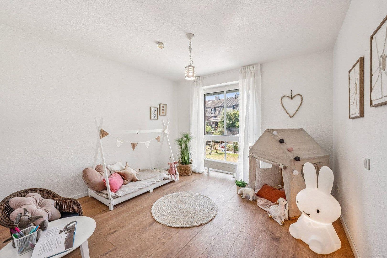 Predaj bytu 3-izbový 79 m², Krefeld, Severné Porýnie - Westfálsko Predaj bytu 3-izbový 79 m², Krefeld, Severné Porýnie - Westfálsko