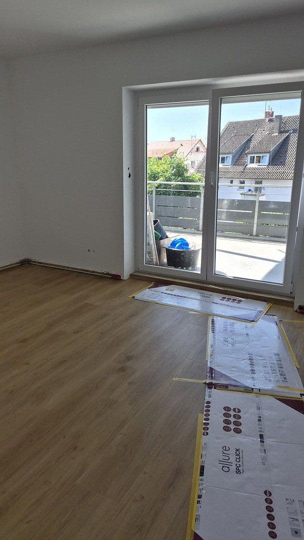 Prenájom bytu 3-izbový 87 m², Stuttgart, Bádensko-Wurttembersko Prenájom bytu 3-izbový 87 m², Stuttgart, Bádensko-Wurttembersko