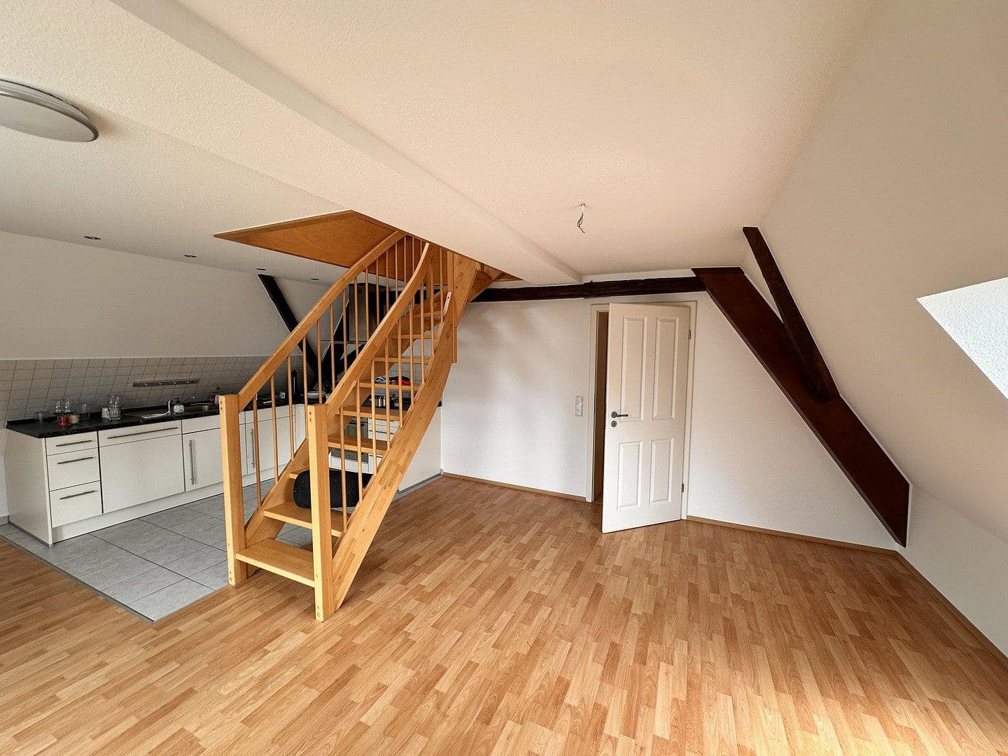 Prenájom bytu 2-izbový 71 m², Am Zehnt 9, Sinsheim, Bádensko-Wurttembersko Prenájom bytu 2-izbový 71 m², Am Zehnt 9, Sinsheim, Bádensko-Wurttembersko