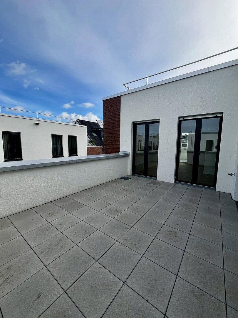 Prenájom bytu 3-izbový 128 m², Alte Str. 8, Frechen, Severné Porýnie - Westfálsko Prenájom bytu 3-izbový 128 m², Alte Str. 8, Frechen, Severné Porýnie - Westfálsko