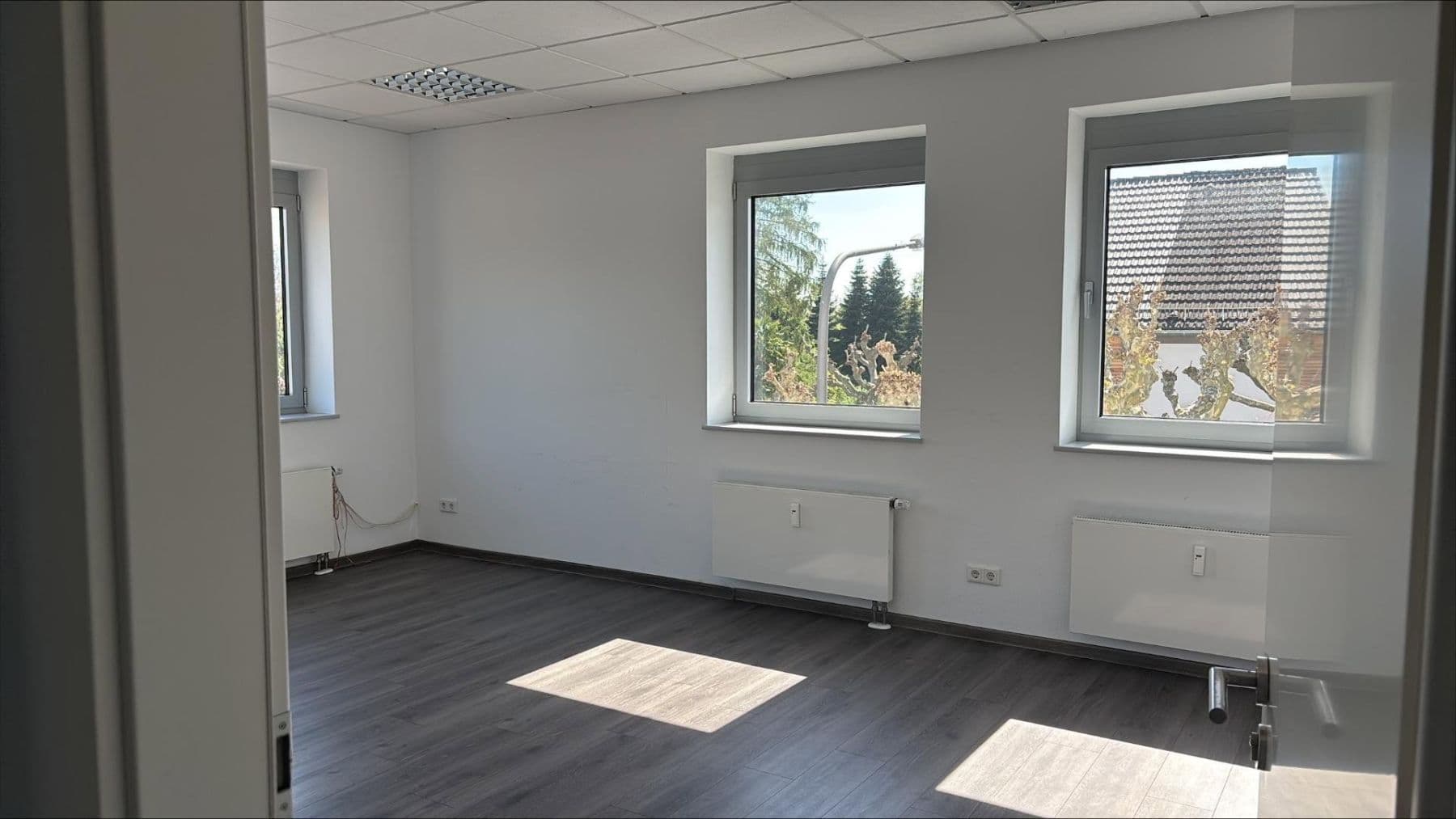 Prenájom kancelárie 485 m², Frankfurt-Zeilsheim, Hesensko Prenájom kancelárie 485 m², Frankfurt-Zeilsheim, Hesensko