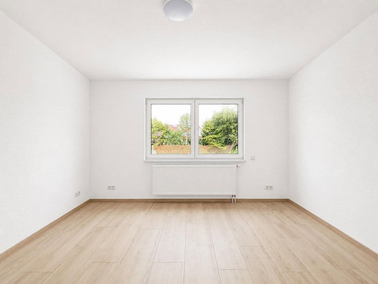 Predaj domu 192 m², pozemek 649 m², Friedrich-Ebert-Straße 68, Erzhausen, Hesensko Predaj domu 192 m², pozemek 649 m², Friedrich-Ebert-Straße 68, Erzhausen, Hesensko