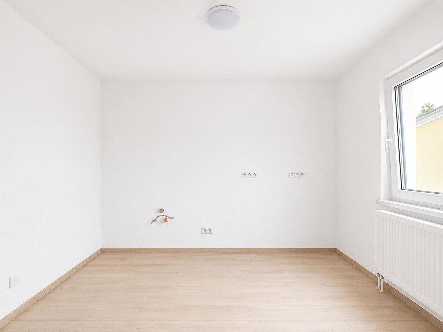 Predaj domu 192 m², pozemek 649 m², Friedrich-Ebert-Straße 68, Erzhausen, Hesensko Predaj domu 192 m², pozemek 649 m², Friedrich-Ebert-Straße 68, Erzhausen, Hesensko