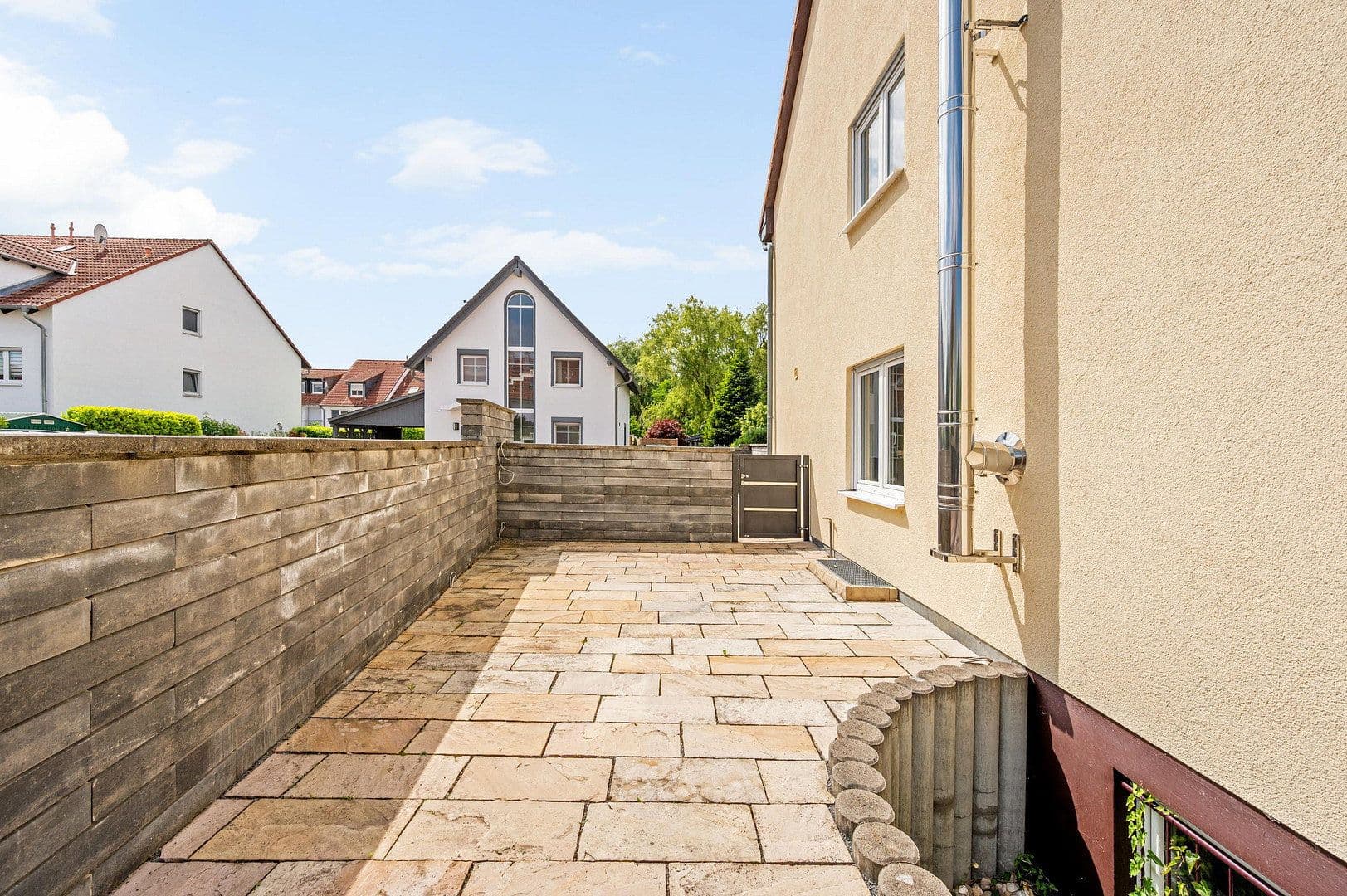 Predaj domu 141 m², pozemek 224 m², In der Wolfskaute 23, Weiterstadt, Hesensko Predaj domu 141 m², pozemek 224 m², In der Wolfskaute 23, Weiterstadt, Hesensko