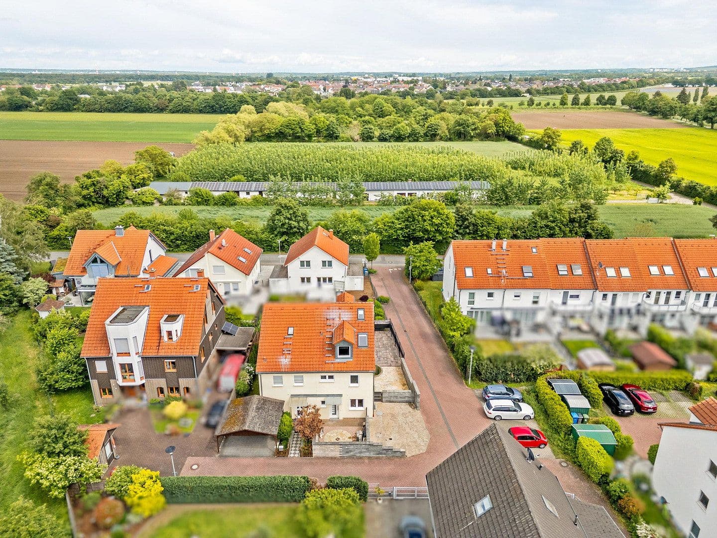 Predaj domu 141 m², pozemek 224 m², In der Wolfskaute 23, Weiterstadt, Hesensko Predaj domu 141 m², pozemek 224 m², In der Wolfskaute 23, Weiterstadt, Hesensko