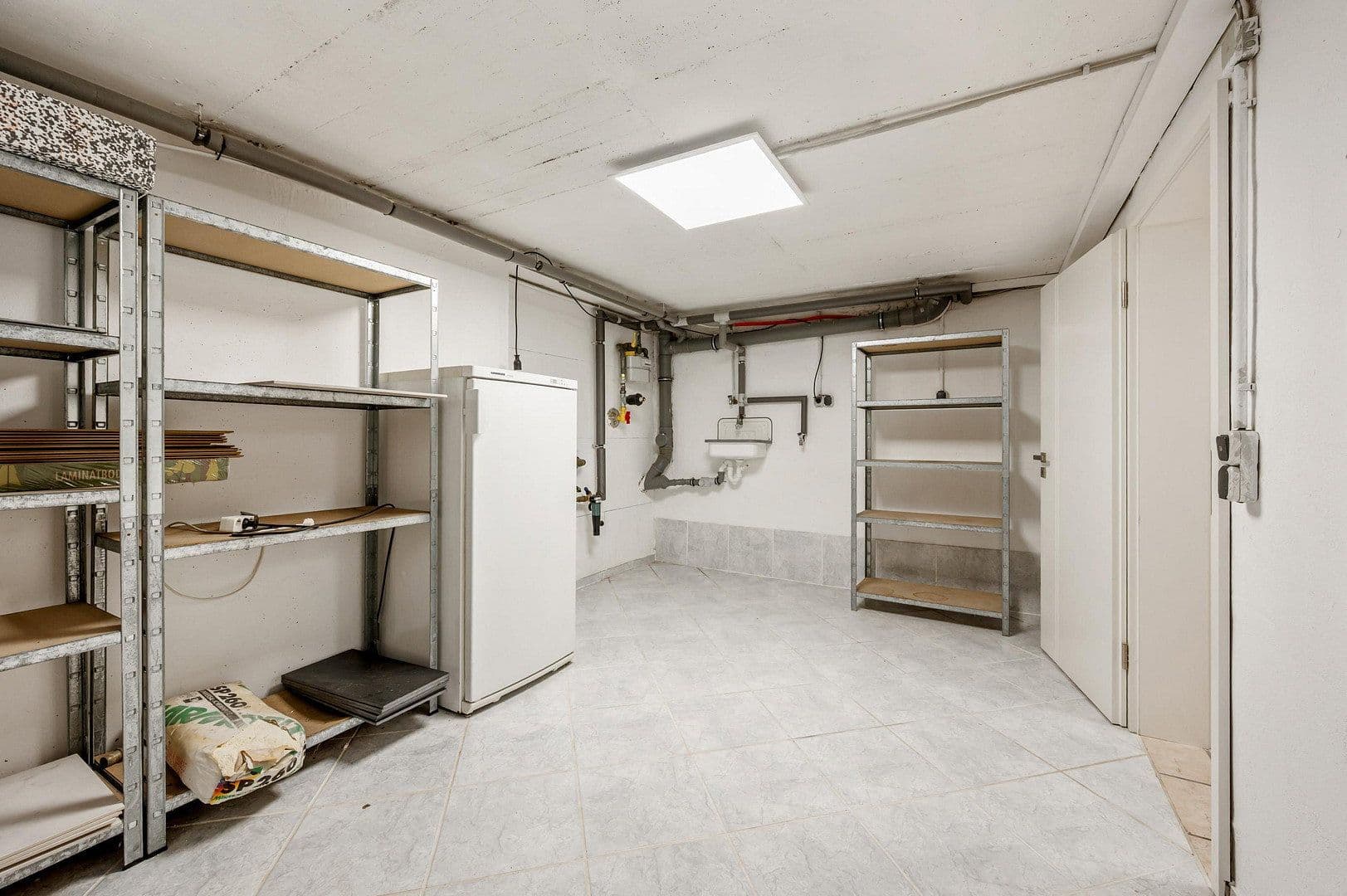 Predaj domu 141 m², pozemek 224 m², In der Wolfskaute 23, Weiterstadt, Hesensko Predaj domu 141 m², pozemek 224 m², In der Wolfskaute 23, Weiterstadt, Hesensko