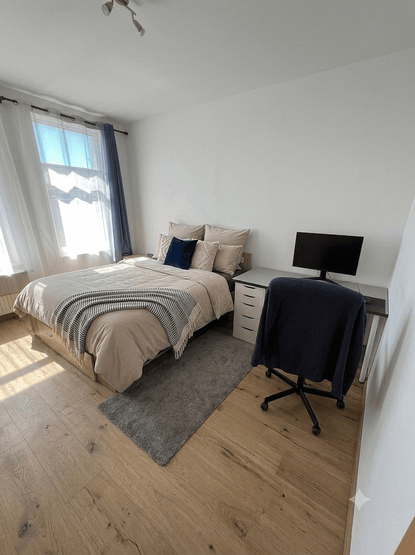 Prenájom bytu 5-izbový 105 m², Kaakstraße 21, Wilhelmshaven, Dolné Sasko Prenájom bytu 5-izbový 105 m², Kaakstraße 21, Wilhelmshaven, Dolné Sasko