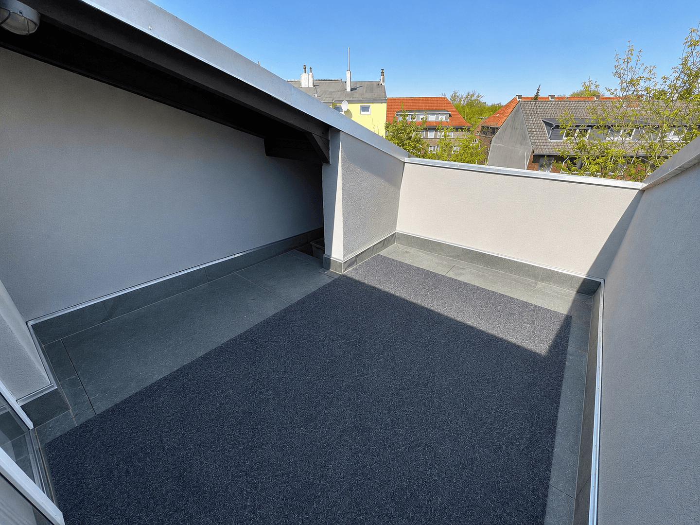 Prenájom bytu 5-izbový 105 m², Kaakstraße 21, Wilhelmshaven, Dolné Sasko Prenájom bytu 5-izbový 105 m², Kaakstraße 21, Wilhelmshaven, Dolné Sasko