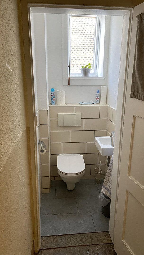 Prenájom kancelárie 82 m², Karlsruhe, Bádensko-Wurttembersko Prenájom kancelárie 82 m², Karlsruhe, Bádensko-Wurttembersko