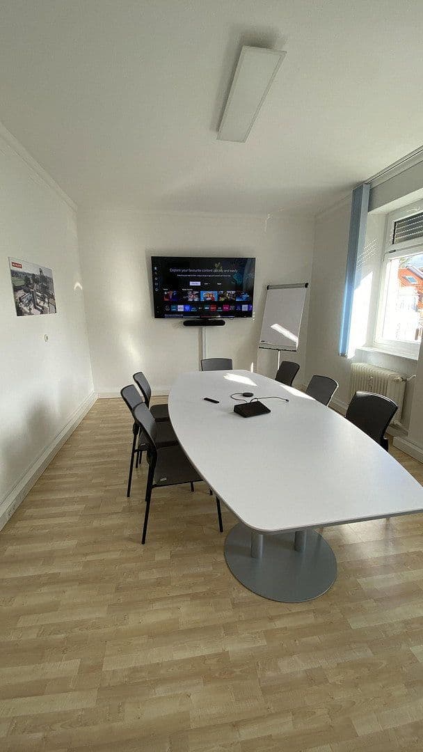 Prenájom kancelárie 82 m², Karlsruhe, Bádensko-Wurttembersko Prenájom kancelárie 82 m², Karlsruhe, Bádensko-Wurttembersko