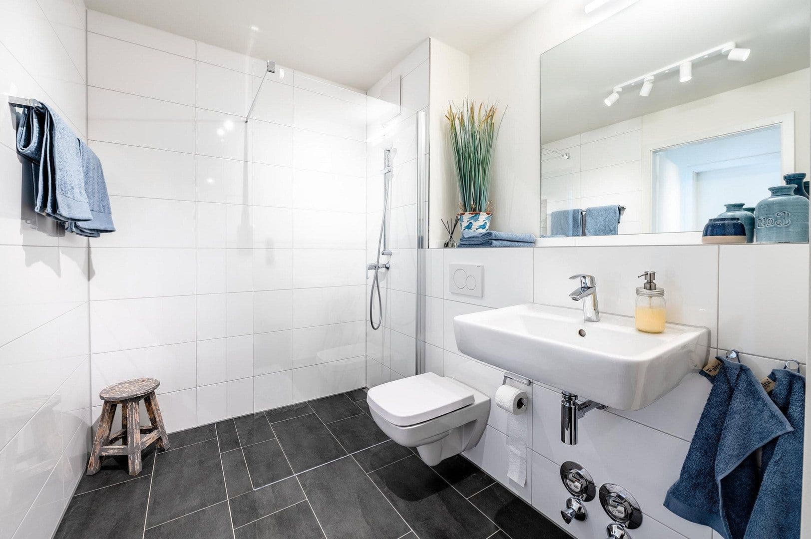 Prenájom bytu 3-izbový 71 m², Sauerbruchstraße 10-12, Würselen, Severné Porýnie - Westfálsko Prenájom bytu 3-izbový 71 m², Sauerbruchstraße 10-12, Würselen, Severné Porýnie - Westfálsko