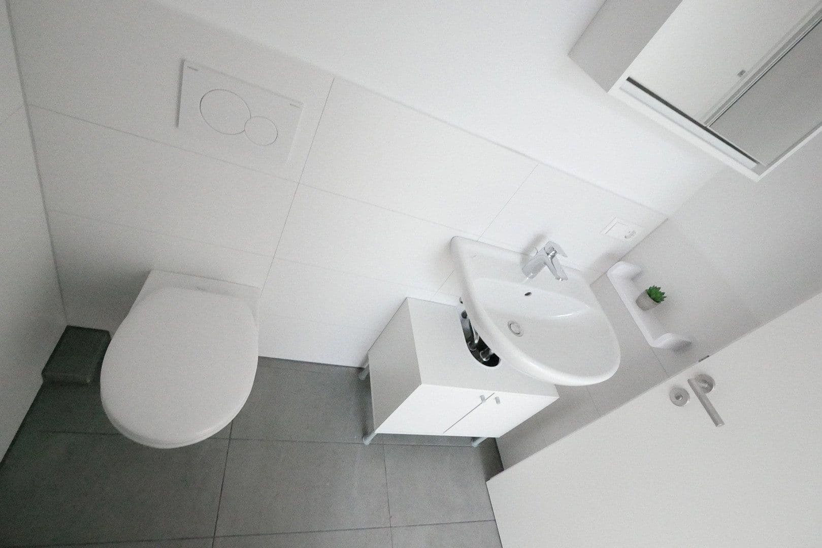 Prenájom bytu 25 m², Stuttgart, Bádensko-Wurttembersko Prenájom bytu 25 m², Stuttgart, Bádensko-Wurttembersko