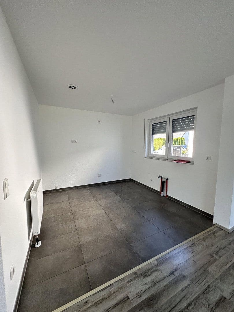 Prenájom domu 125 m², pozemek 292 m², Albert-Spieker-Weg 24, Hamm, Severné Porýnie - Westfálsko Prenájom domu 125 m², pozemek 292 m², Albert-Spieker-Weg 24, Hamm, Severné Porýnie - Westfálsko