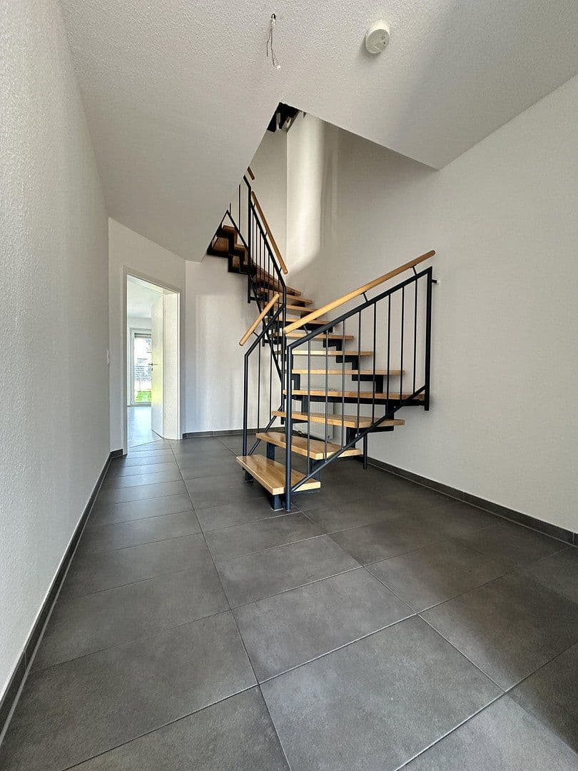 Prenájom domu 125 m², pozemek 292 m², Albert-Spieker-Weg 24, Hamm, Severné Porýnie - Westfálsko Prenájom domu 125 m², pozemek 292 m², Albert-Spieker-Weg 24, Hamm, Severné Porýnie - Westfálsko