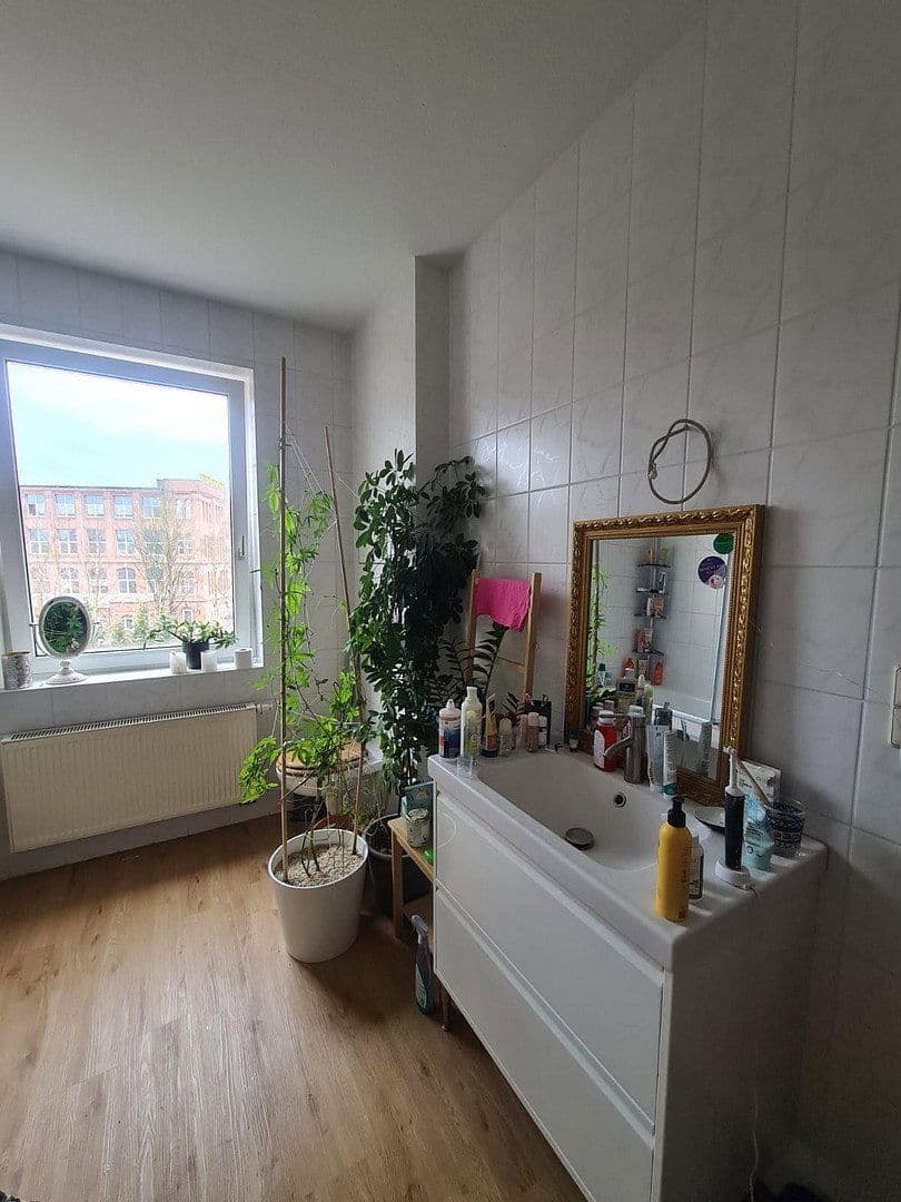 Prenájom bytu 2-izbový 67 m², Schulstraße 26, Chemnitz-Altchemnitz, Sasko Prenájom bytu 2-izbový 67 m², Schulstraße 26, Chemnitz-Altchemnitz, Sasko