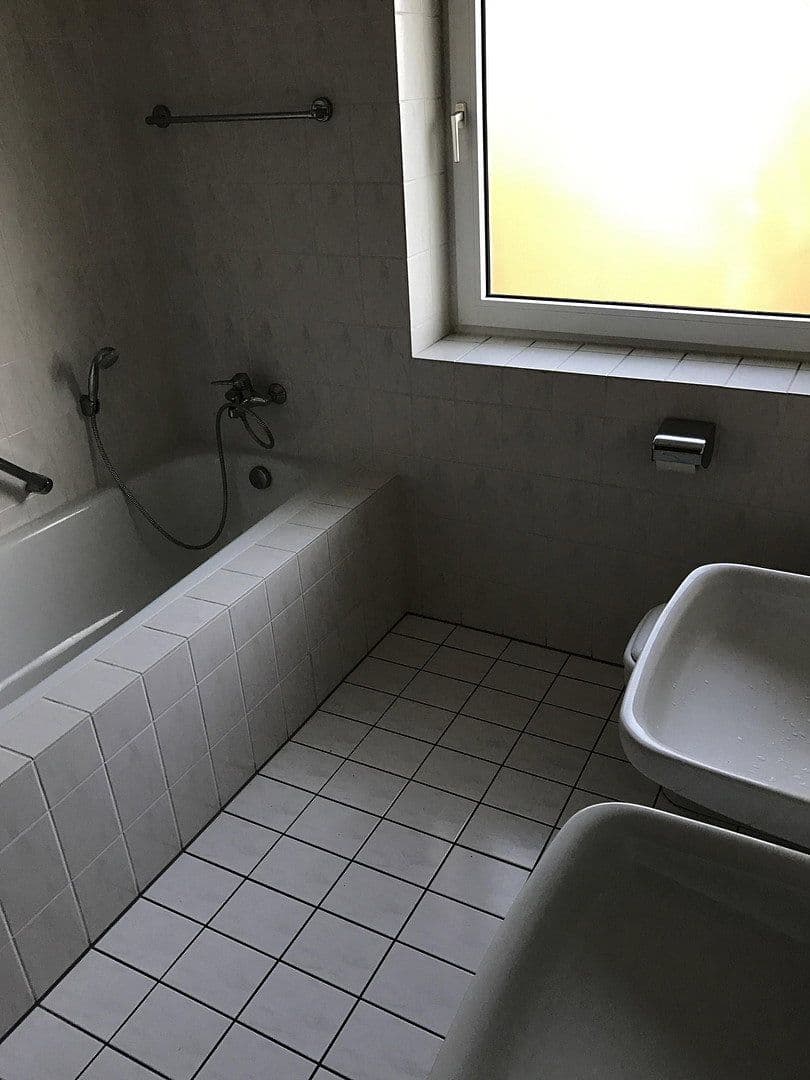 Prenájom bytu 2-izbový 78 m², Ostfeldstr. 55, Hannover, Dolné Sasko Prenájom bytu 2-izbový 78 m², Ostfeldstr. 55, Hannover, Dolné Sasko
