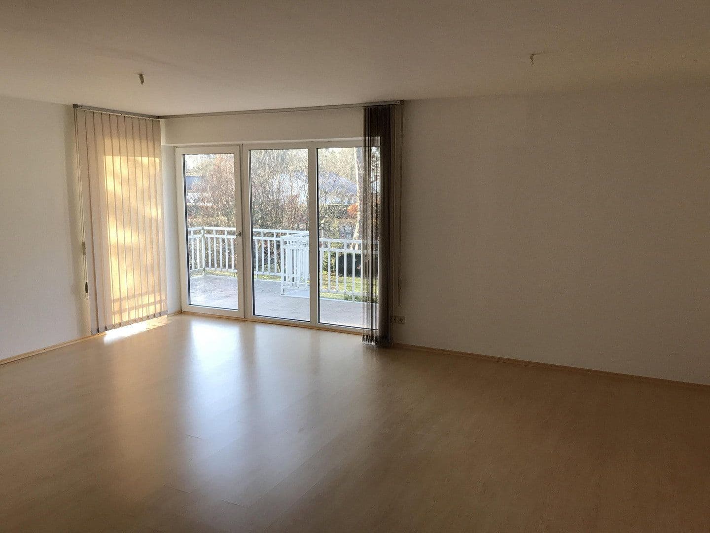 Prenájom bytu 2-izbový 78 m², Ostfeldstr. 55, Hannover, Dolné Sasko Prenájom bytu 2-izbový 78 m², Ostfeldstr. 55, Hannover, Dolné Sasko
