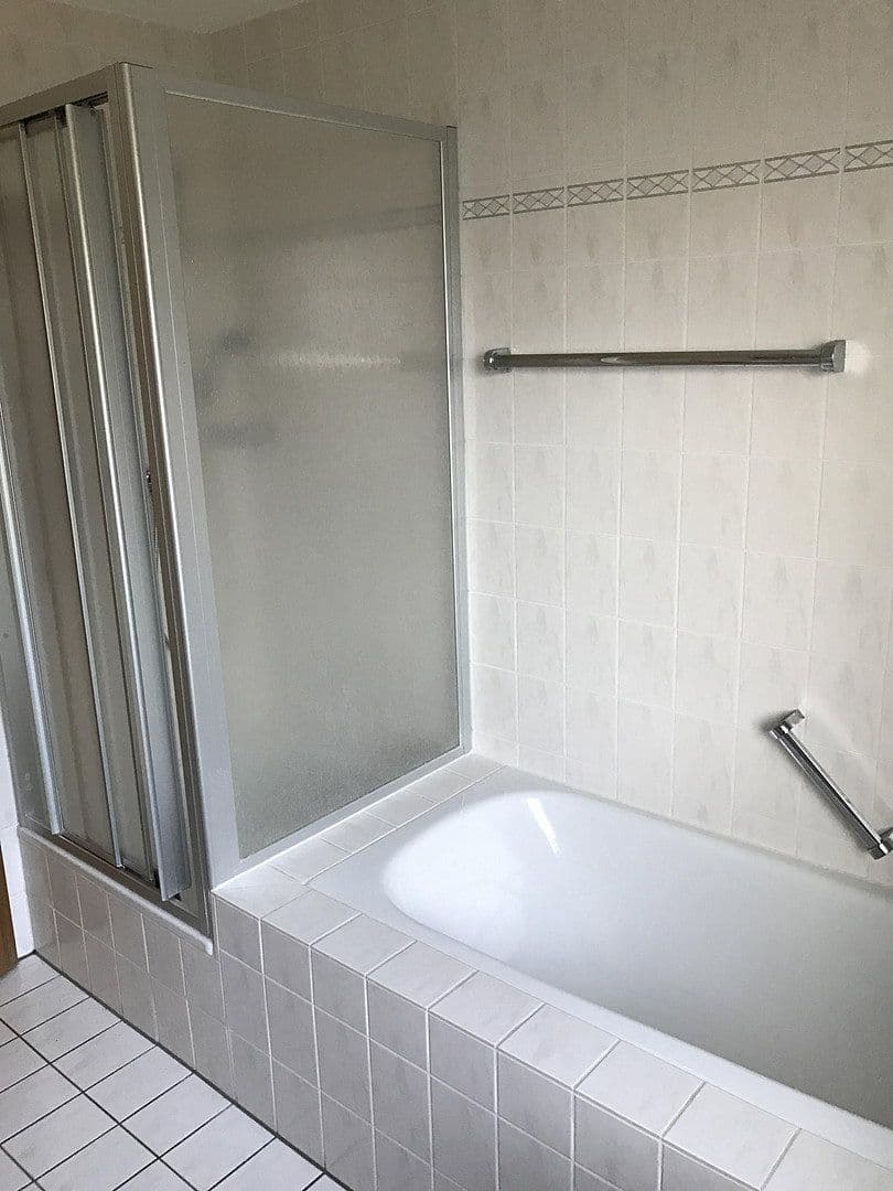 Prenájom bytu 2-izbový 78 m², Ostfeldstr. 55, Hannover, Dolné Sasko Prenájom bytu 2-izbový 78 m², Ostfeldstr. 55, Hannover, Dolné Sasko