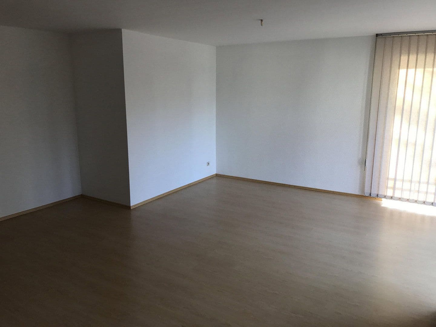 Prenájom bytu 2-izbový 78 m², Ostfeldstr. 55, Hannover, Dolné Sasko Prenájom bytu 2-izbový 78 m², Ostfeldstr. 55, Hannover, Dolné Sasko