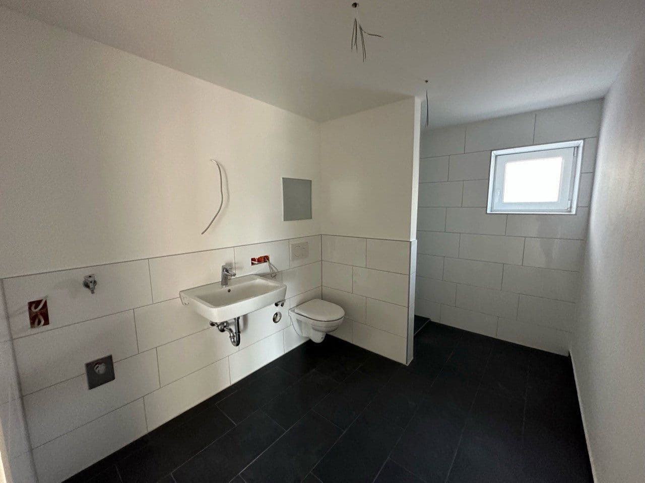 Prenájom bytu 3-izbový 79 m², Esslingen am Neckar, Bádensko-Wurttembersko Prenájom bytu 3-izbový 79 m², Esslingen am Neckar, Bádensko-Wurttembersko