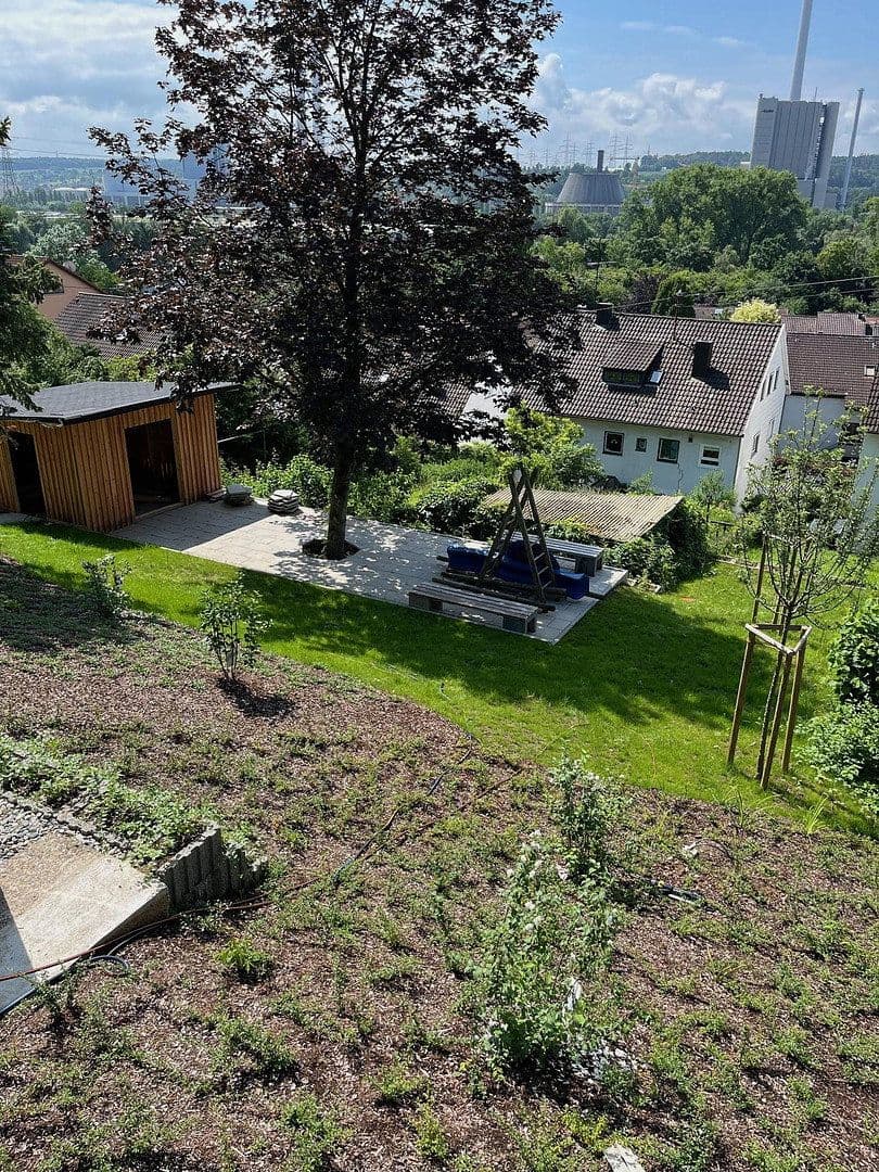 Prenájom bytu 3-izbový 79 m², Esslingen am Neckar, Bádensko-Wurttembersko Prenájom bytu 3-izbový 79 m², Esslingen am Neckar, Bádensko-Wurttembersko