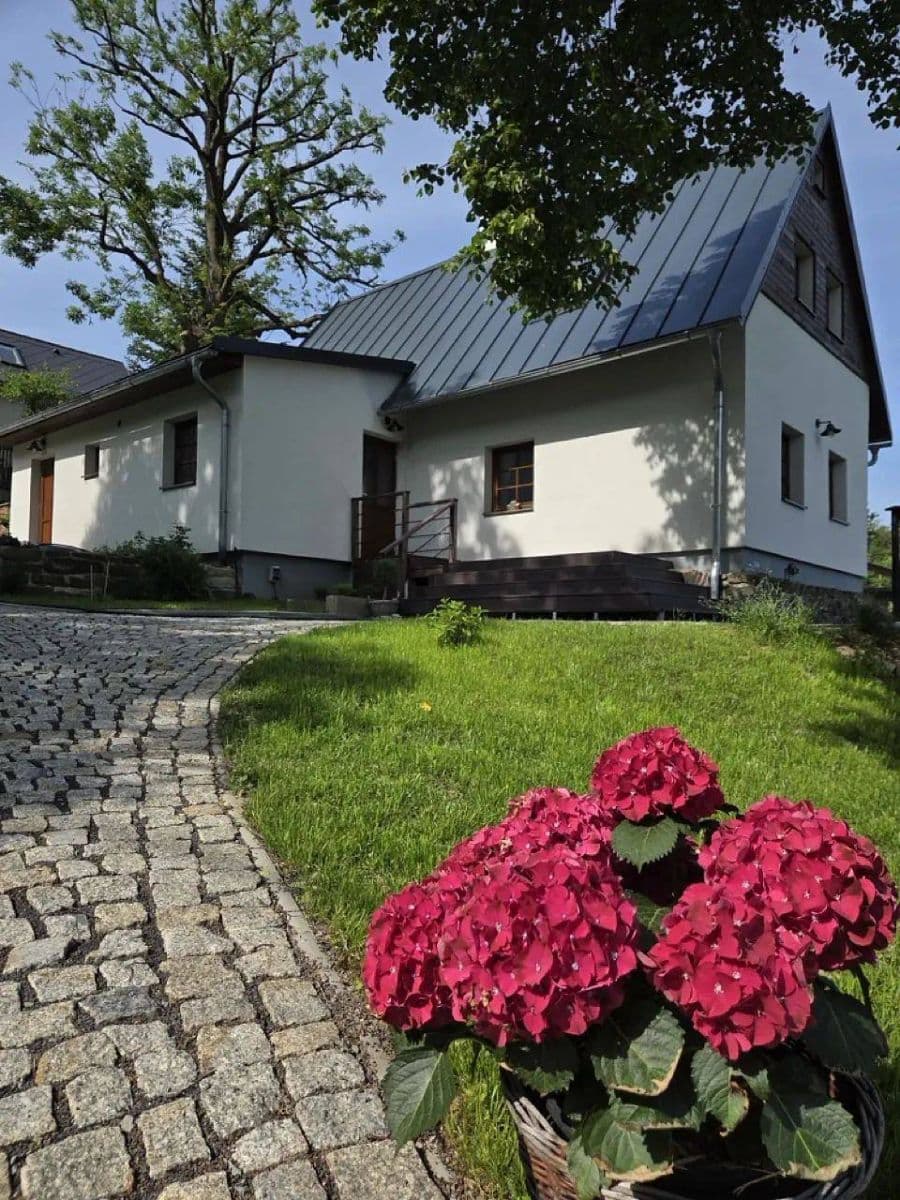 Prenájom rekreačného objektu, Malečov, Ústecký kraj Prenájom rekreačného objektu, Malečov, Ústecký kraj