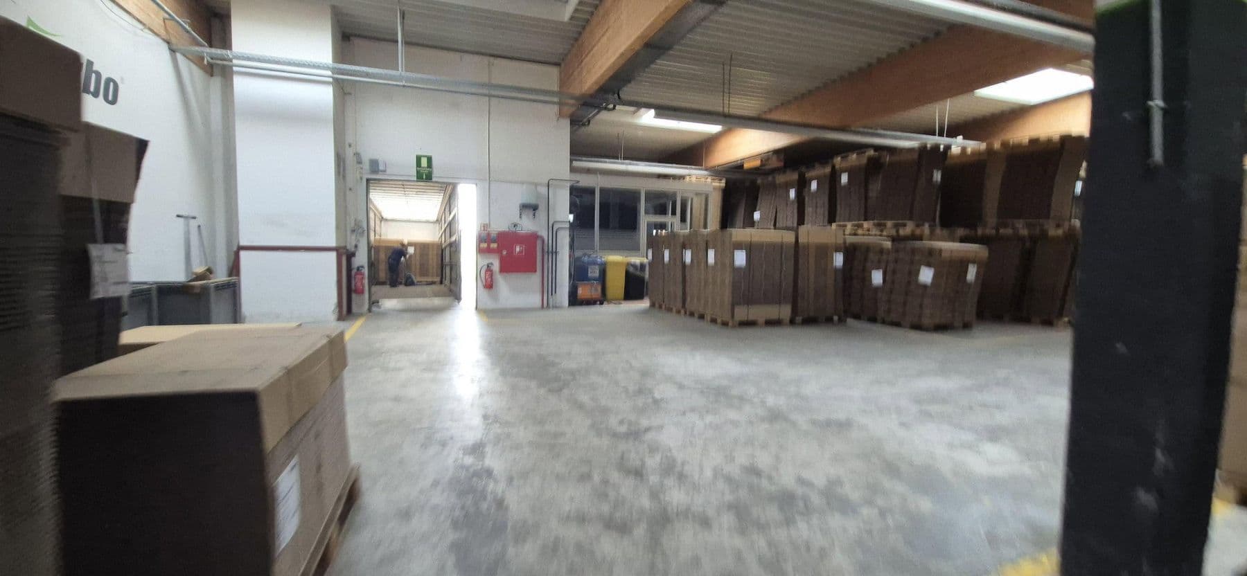 Prenájom nebytového priestoru 1.900 m², Altensteig, Bádensko-Wurttembersko Prenájom nebytového priestoru 1.900 m², Altensteig, Bádensko-Wurttembersko