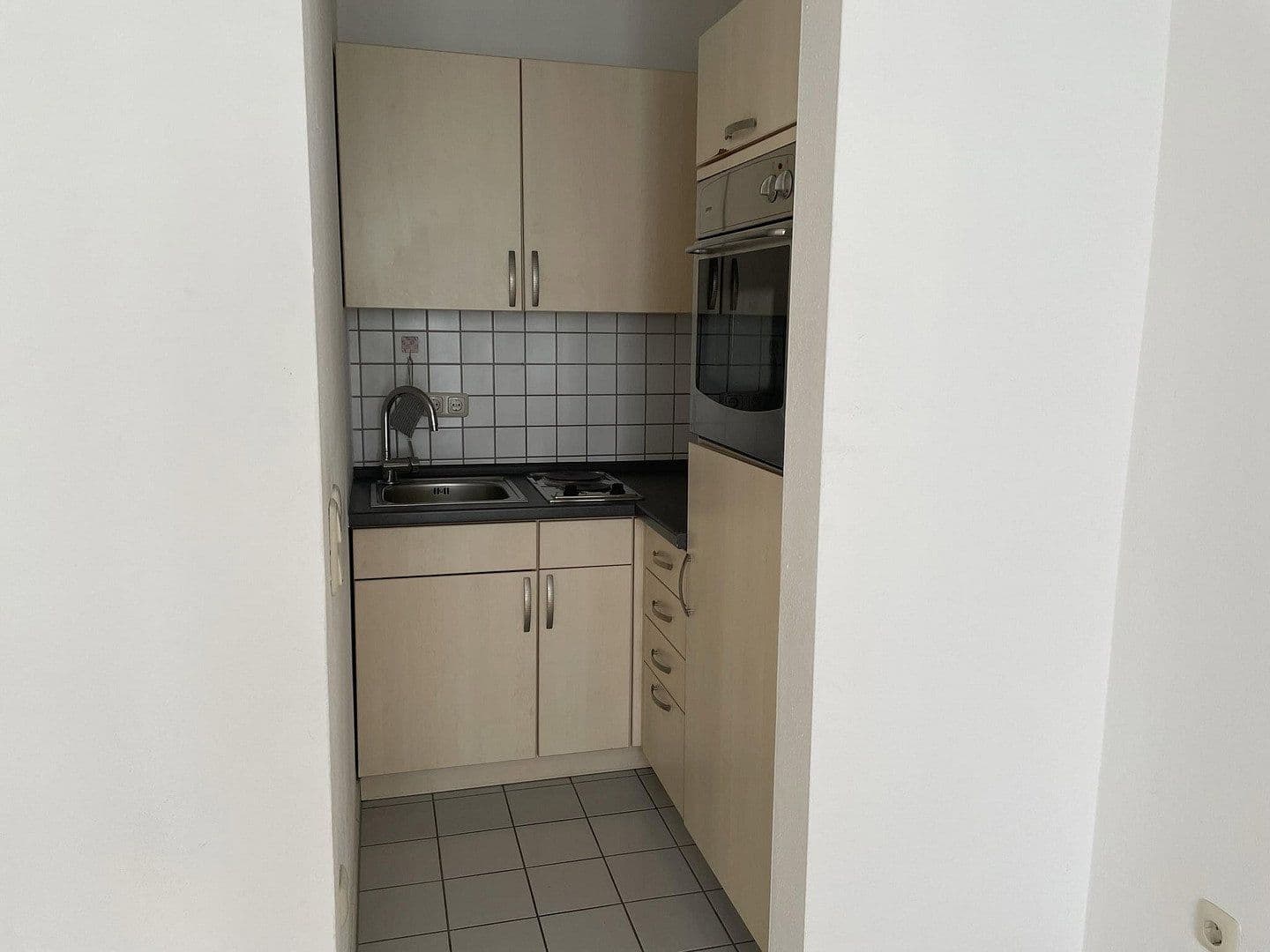 Prenájom bytu 1-izbový 24 m², Heinestr. 4, Ingolstadt, Bavorsko Prenájom bytu 1-izbový 24 m², Heinestr. 4, Ingolstadt, Bavorsko