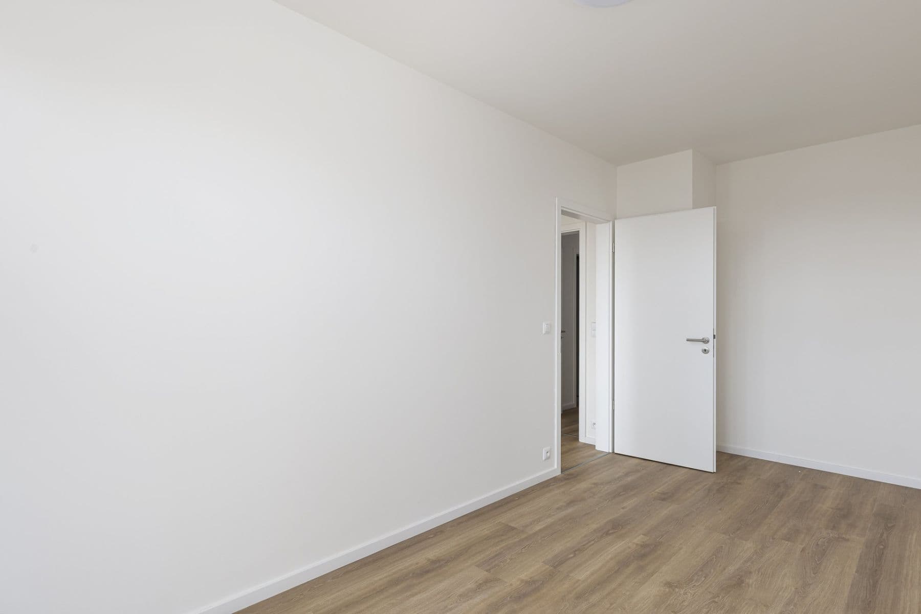 Prenájom bytu 2-izbový 48 m², Divíškové, Praha, Praha Prenájom bytu 2-izbový 48 m², Divíškové, Praha, Praha