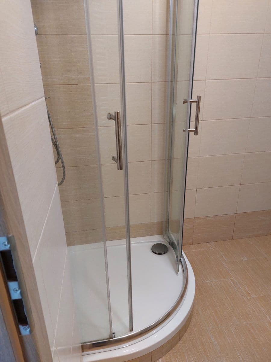 Prenájom bytu 2-izbový 70 m², U Obory, Úvaly, Středočeský kraj Prenájom bytu 2-izbový 70 m², U Obory, Úvaly, Středočeský kraj