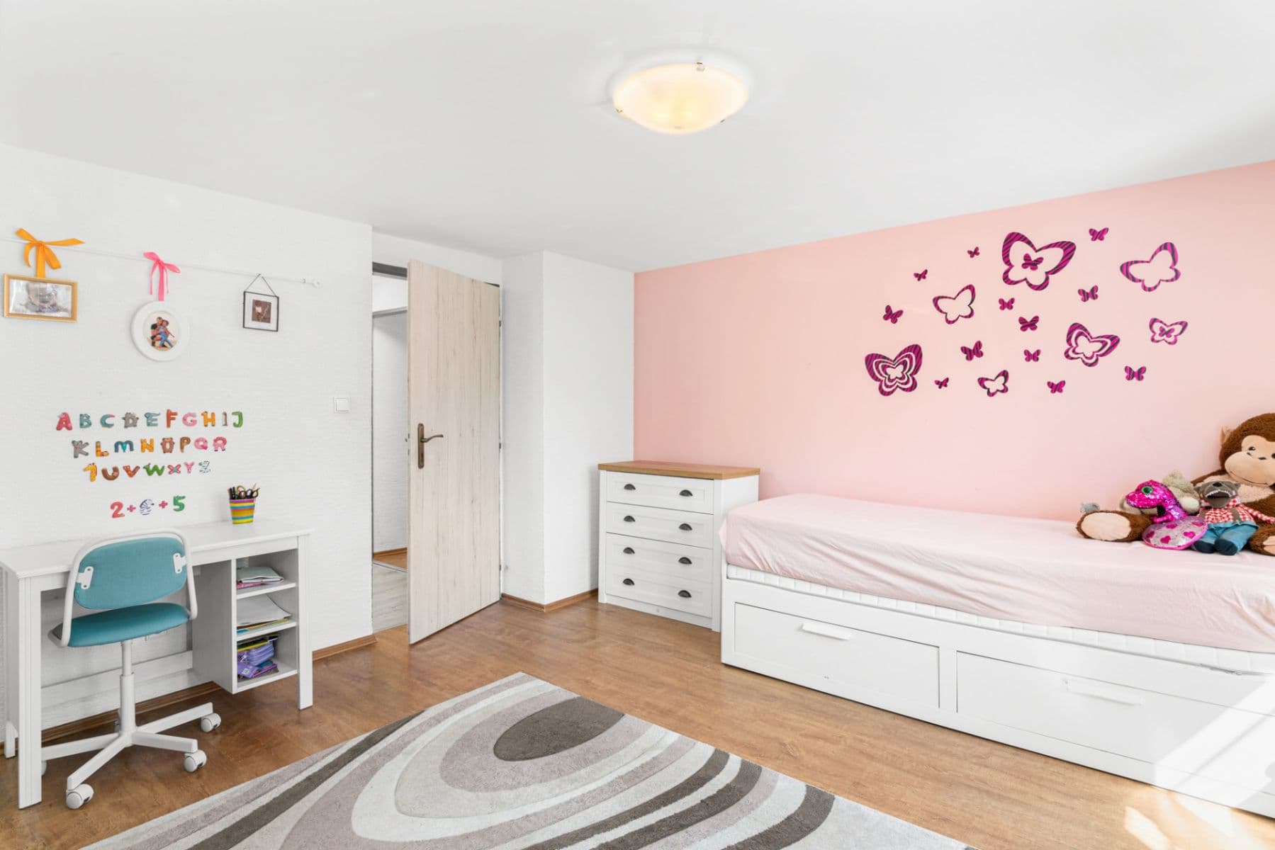 Predaj domu 168 m², pozemok 541 m², Vinařice, Středočeský kraj Predaj domu 168 m², pozemok 541 m², Vinařice, Středočeský kraj