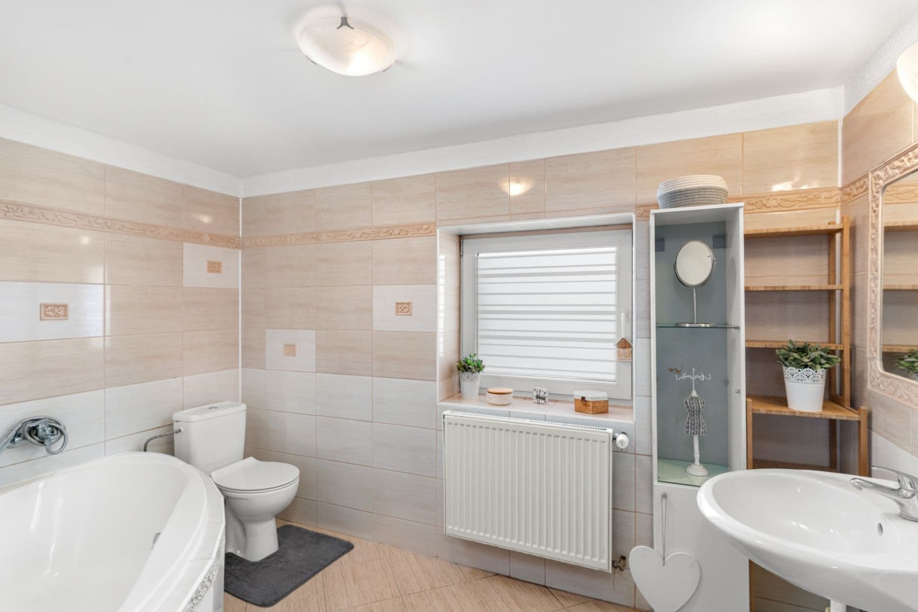 Predaj domu 168 m², pozemok 541 m², Vinařice, Středočeský kraj Predaj domu 168 m², pozemok 541 m², Vinařice, Středočeský kraj