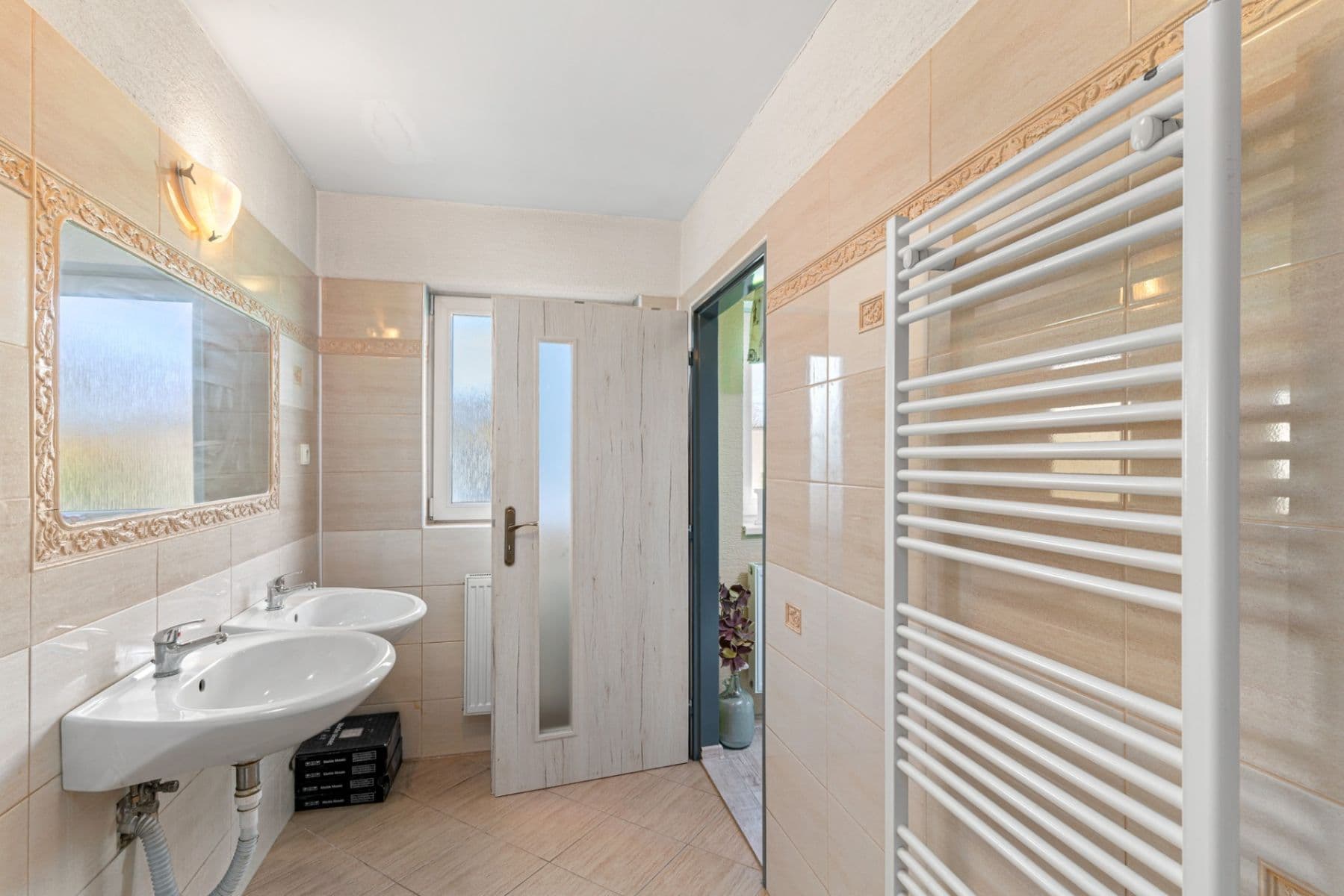 Predaj domu 168 m², pozemok 541 m², Vinařice, Středočeský kraj Predaj domu 168 m², pozemok 541 m², Vinařice, Středočeský kraj
