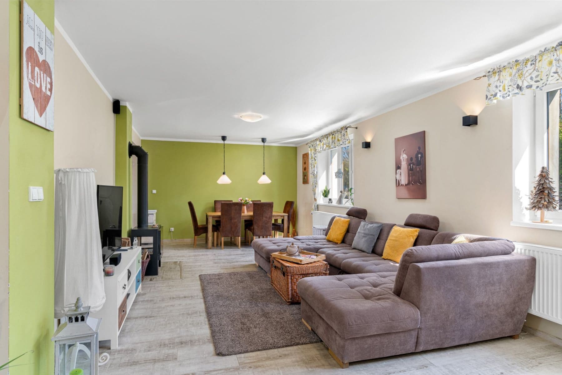 Predaj domu 168 m², pozemok 541 m², Vinařice, Středočeský kraj Predaj domu 168 m², pozemok 541 m², Vinařice, Středočeský kraj