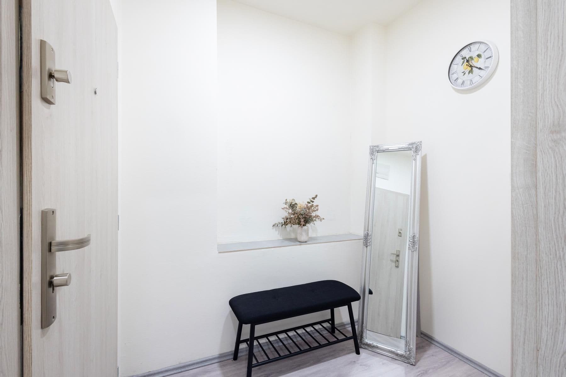 Predaj bytu 1-izbový 29 m², Loděnice, Středočeský kraj Predaj bytu 1-izbový 29 m², Loděnice, Středočeský kraj