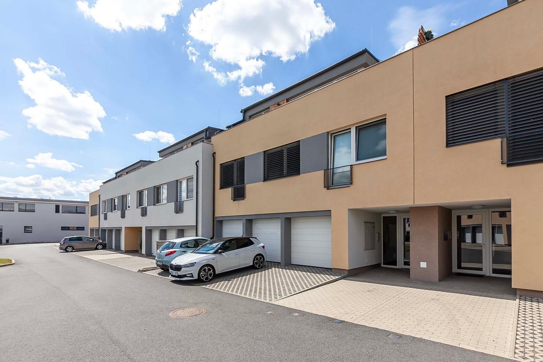 Predaj bytu 2-izbový 75 m², Mileny Hážové, Mladá Boleslav, Středočeský kraj Predaj bytu 2-izbový 75 m², Mileny Hážové, Mladá Boleslav, Středočeský kraj