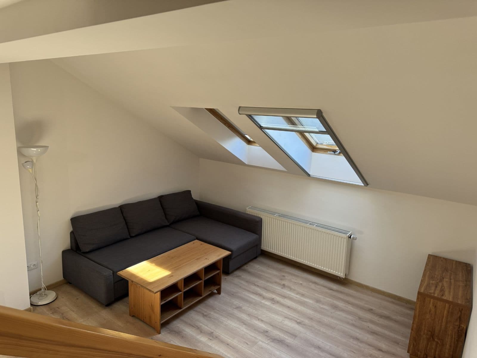 Prenájom bytu 2-izbový 51 m², Štefánikova, Praha, Praha Prenájom bytu 2-izbový 51 m², Štefánikova, Praha, Praha