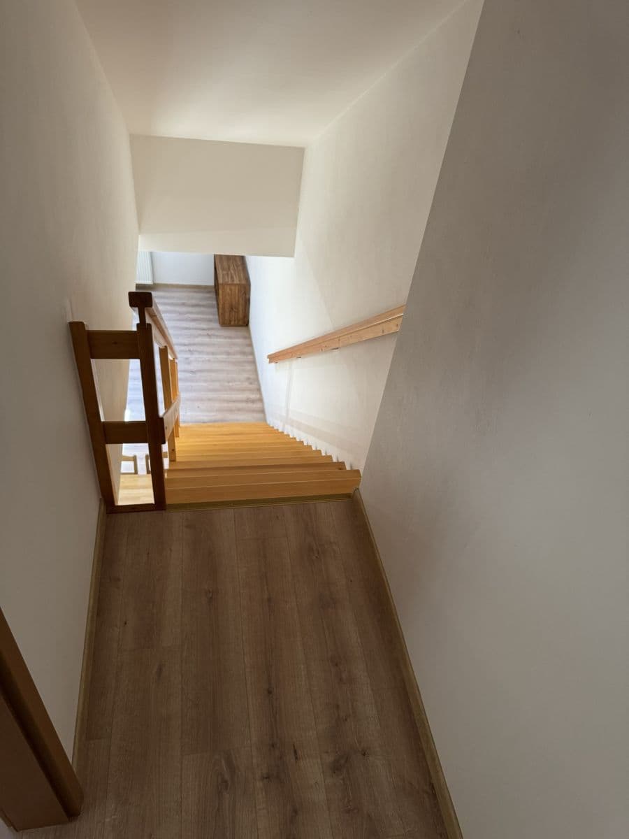 Prenájom bytu 2-izbový 51 m², Štefánikova, Praha, Praha Prenájom bytu 2-izbový 51 m², Štefánikova, Praha, Praha